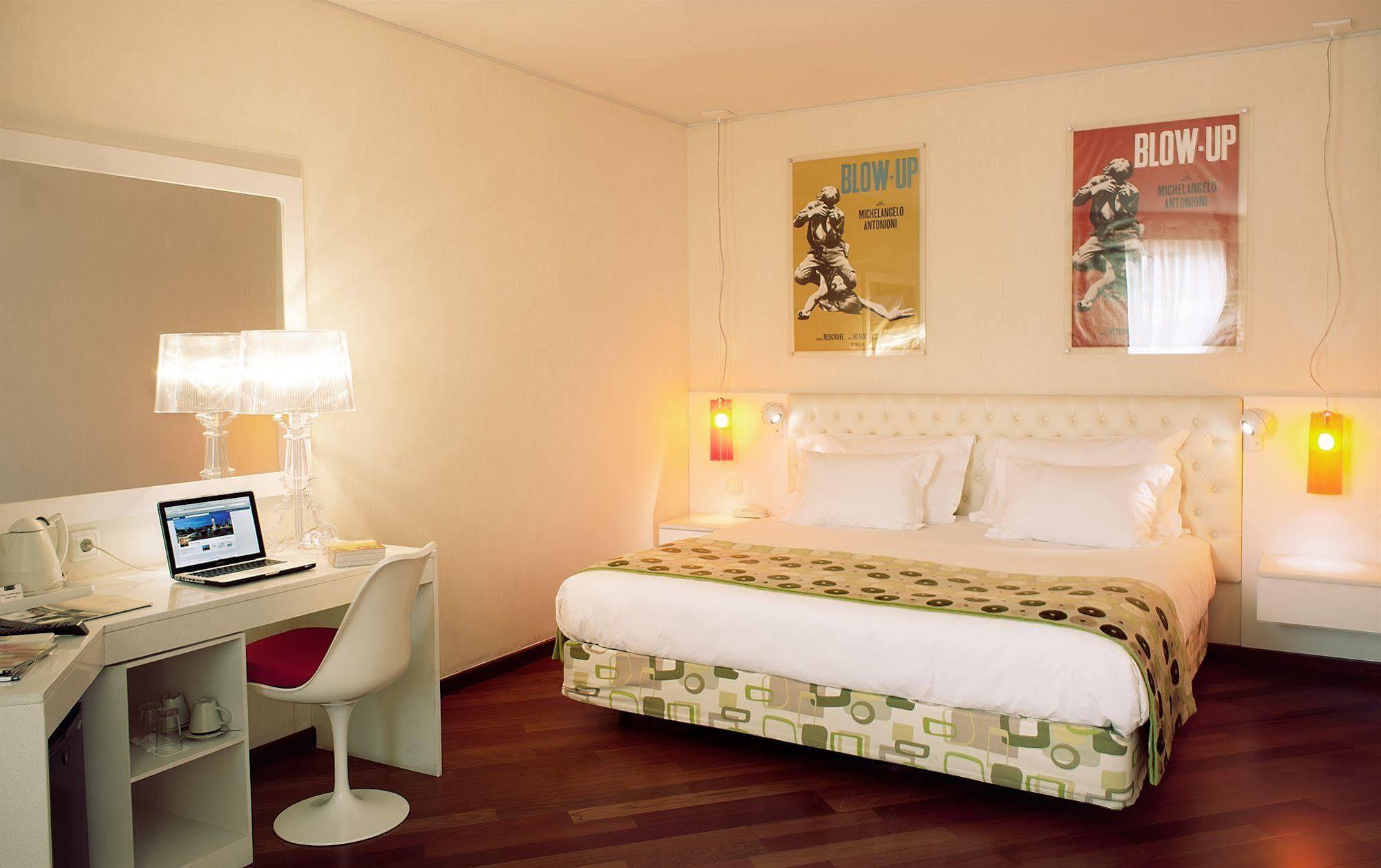 Hotel Florida Lisbona Camera foto